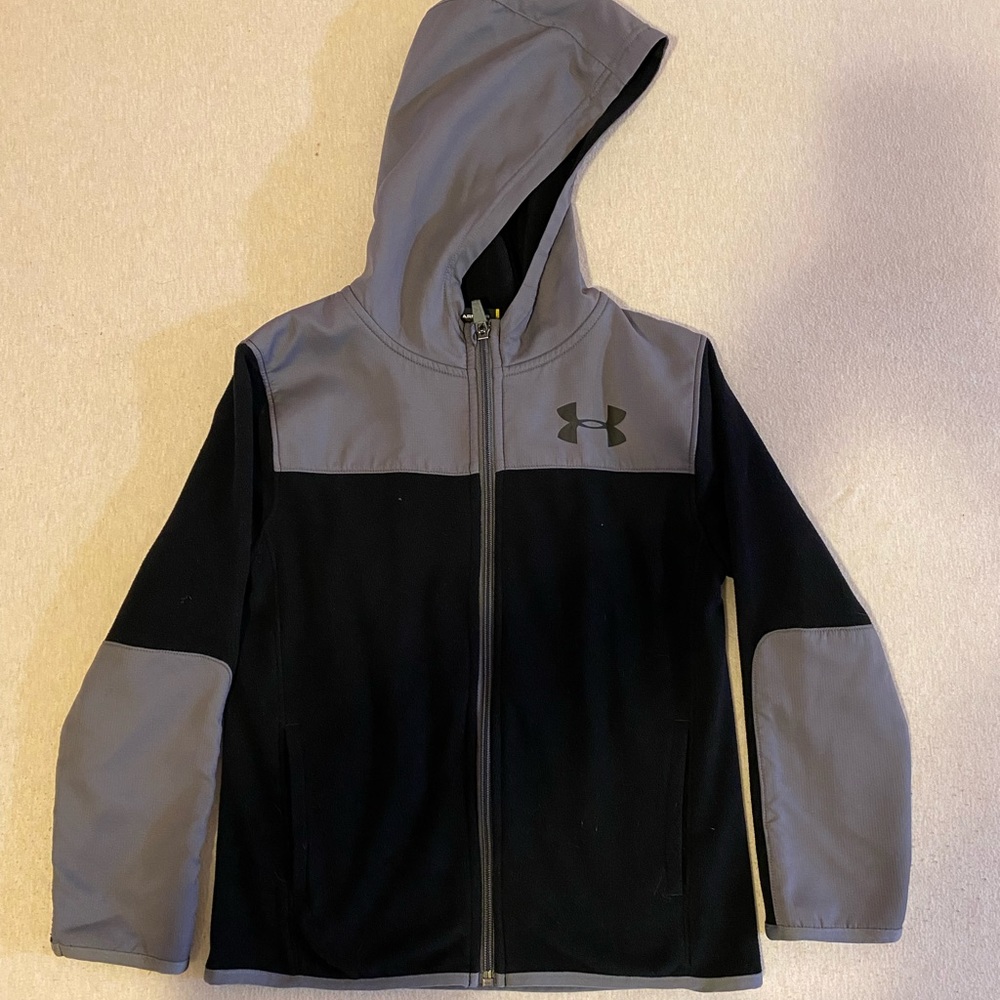 Under Armour Youth Jacket Size 6